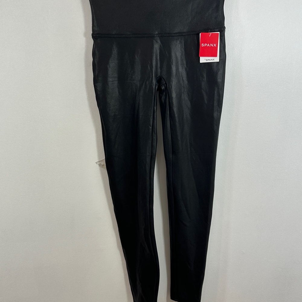 SPANX Black High-Rise Leggings‎ Stretchy Fit
